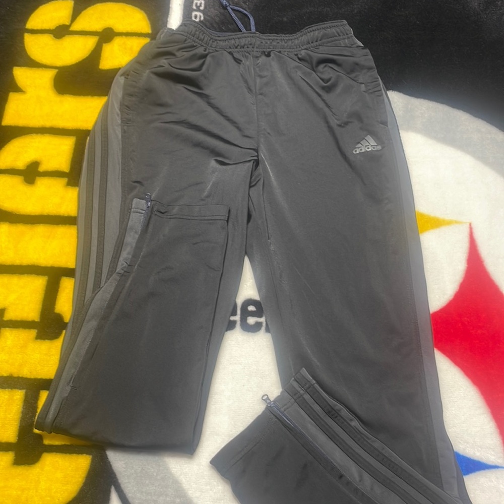 Size L men adidas pants